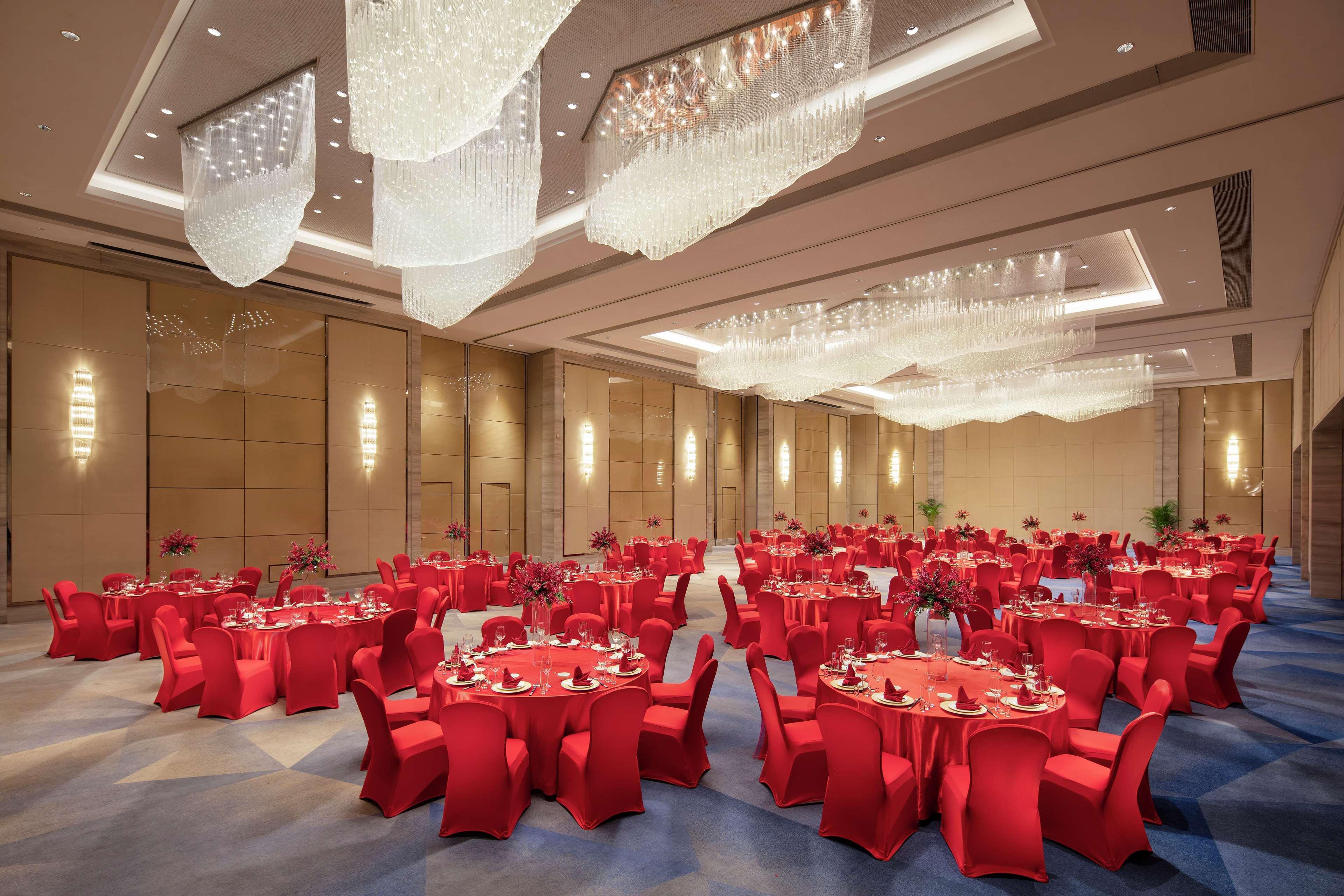 Hilton Shenyang Hotel Exterior foto