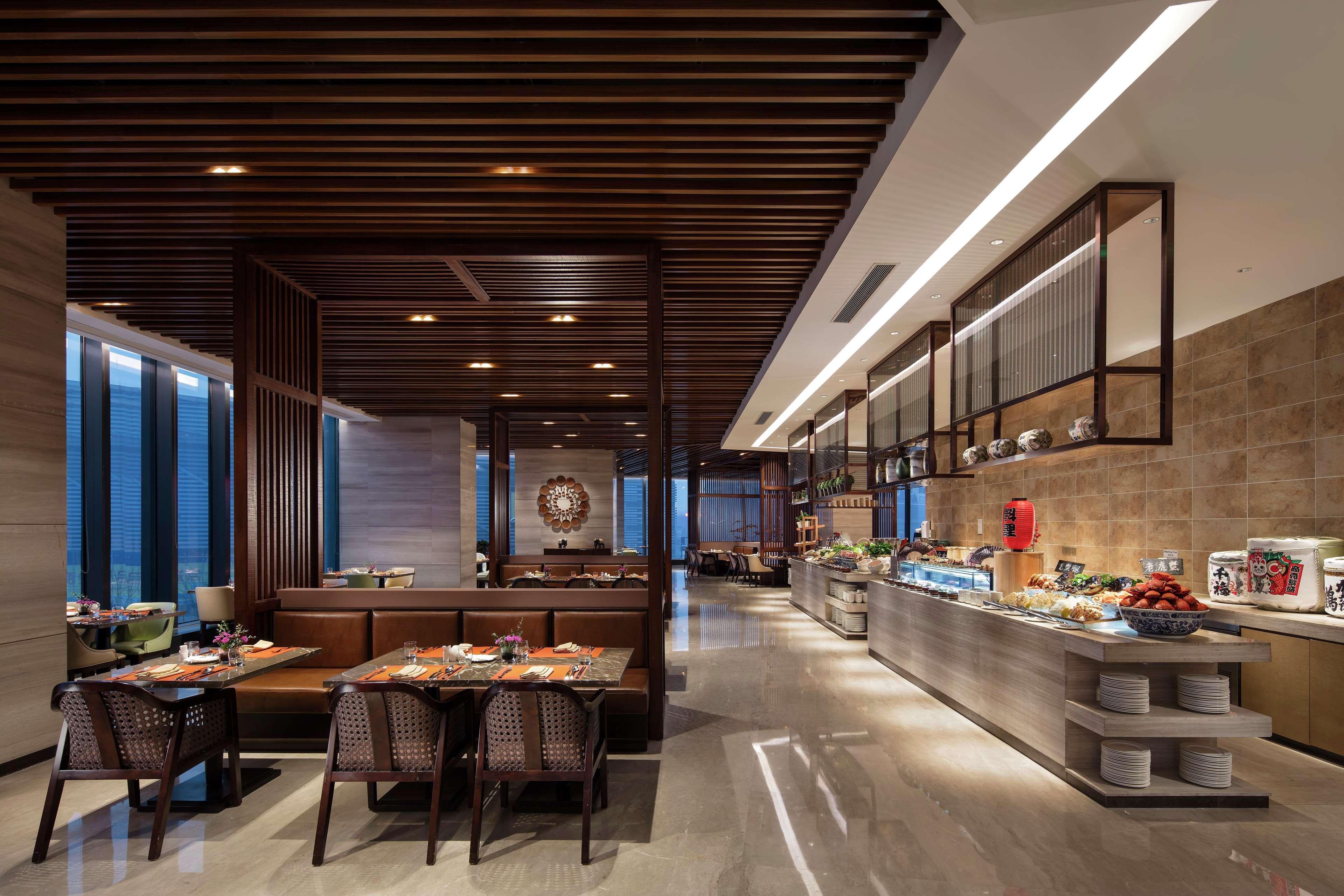Hilton Shenyang Hotel Exterior foto